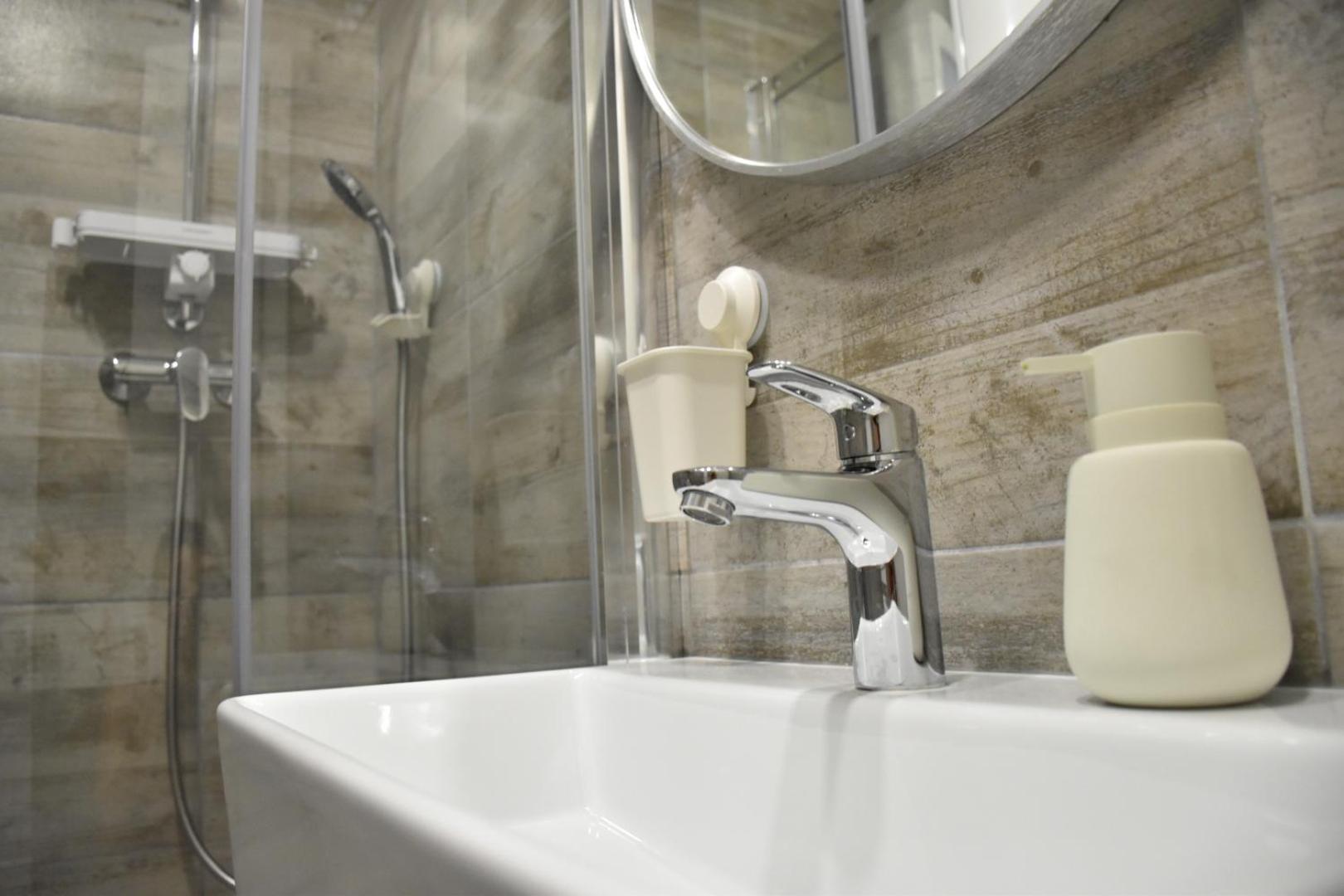 PUY Studio Apartment Una מראה חיצוני תמונה